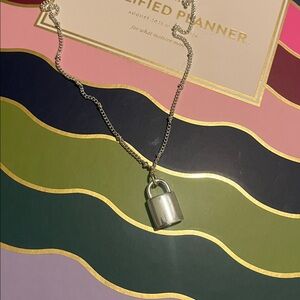 Elegant Silver Necklace